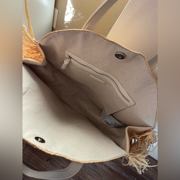 NEW Mango straw fringe raffia beach tote bag - Picture 4 of 4